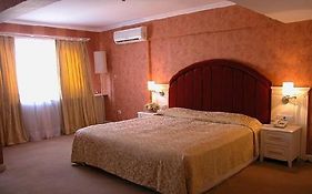 Atay Hotel